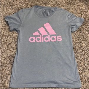 adidas Tops - Adidas T-shirt adidas Tops - Adidas T-shirt